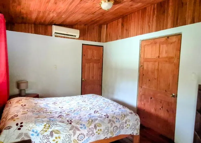 Hostel Eladio's Place *